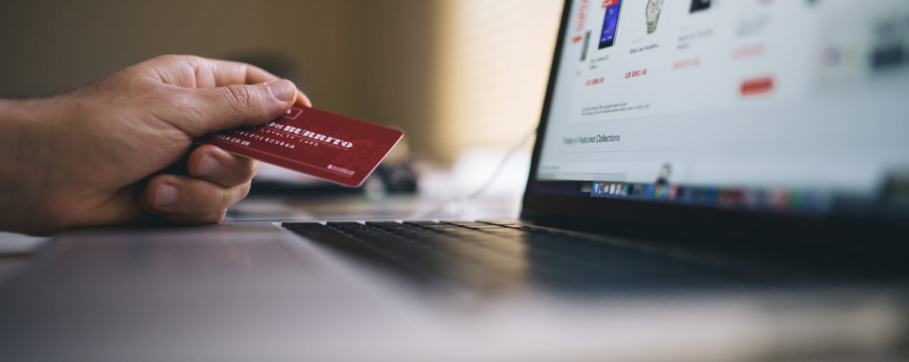 How to Deal With and Avoid E-commerce Chargebacks